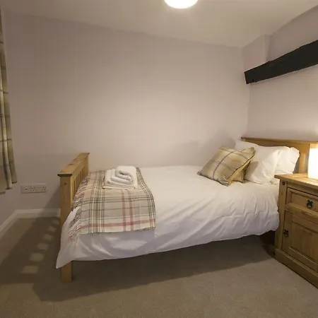 Bowkerstead Grizedale Forest & Satterthwaite * Ulverston